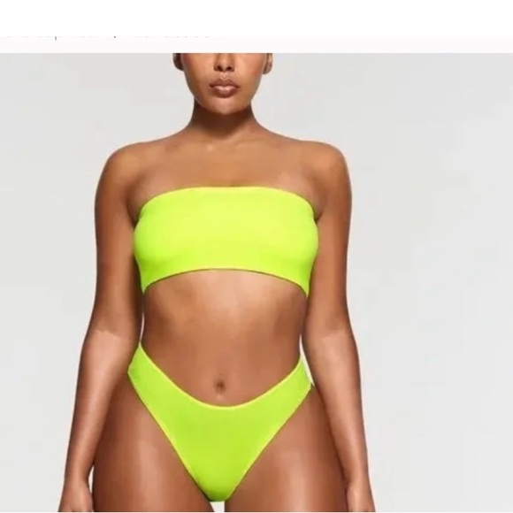 SKIMS Other - 💚NWT SKIMS FITS EVERYBODY BANDEAU BRALETTE IN NEON LIME S